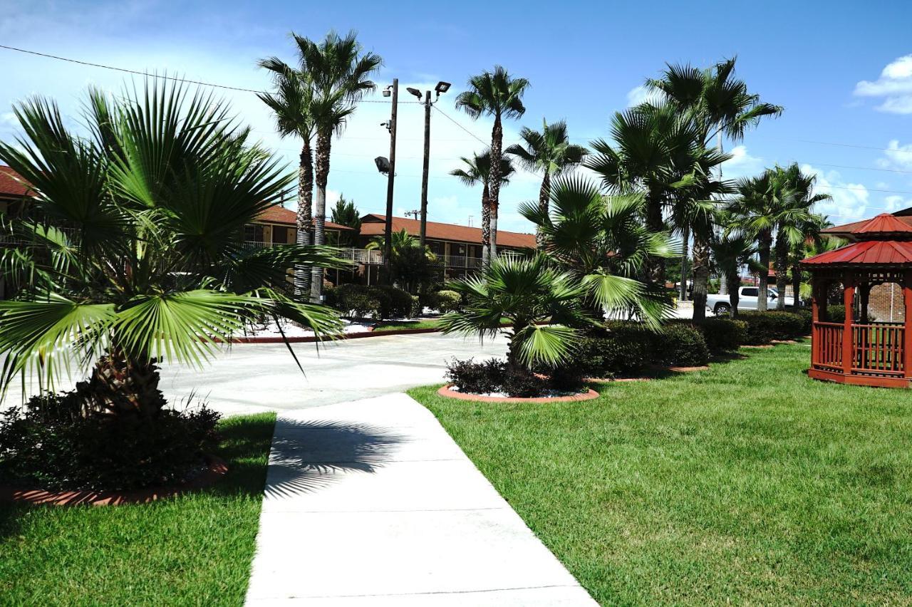Savannah Inn And Suites Savannah Port Area Port Wentworth Eksteriør billede