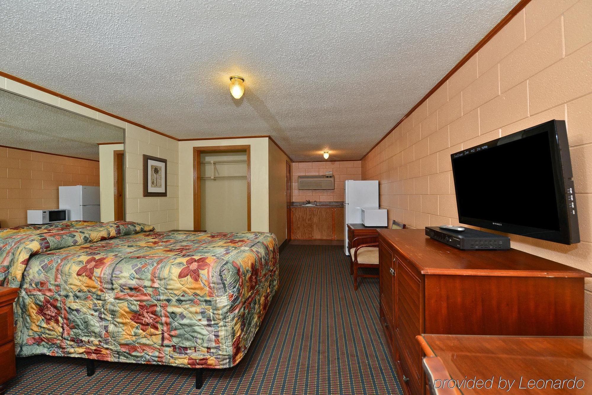 Savannah Inn And Suites Savannah Port Area Port Wentworth Eksteriør billede